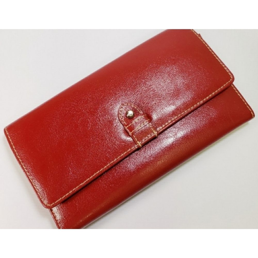 Buxton Tri-fold Red Wallet